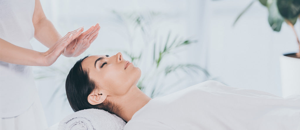 Essências e Reiki, combinação de tratamentos com aromaterapia