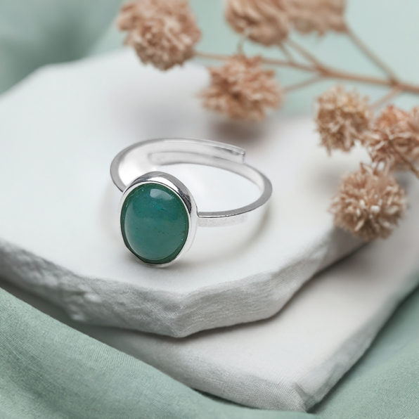 Presentes para Librianos e signo de Libra: Anel com Quartzo Verde