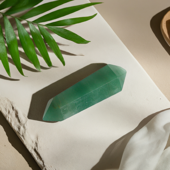 Presentes para Librianos e signo de Libra: Quartzo Verde Biterminado