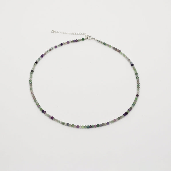 Presentes para Aquarianos e signo de Aquário: Colar com Fluorita