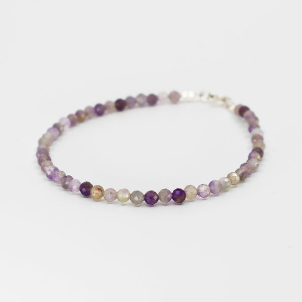 Presentes para Piscianos e signo de Peixes: Pulseira de Ametista